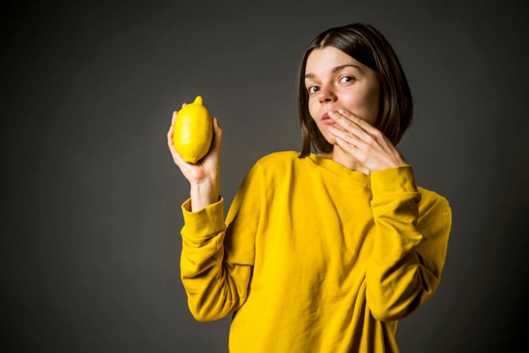Păzește-ți dinții de alimentele neprietenoase! Păzește-ți dinții de alimentele neprietenoase!