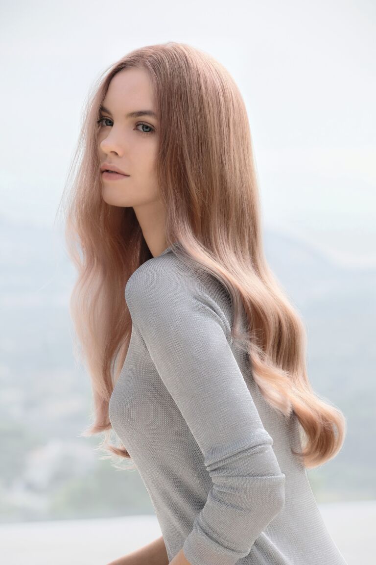 Detoxifierea scalpului: semnalele transmise de păr și cele mai bune tehnici de detoxifiere