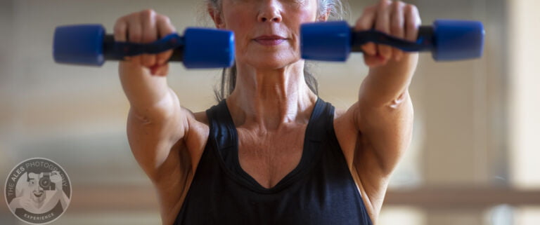 Sedentarismul și statul pe scaun fac loc inflamațiilor articulare