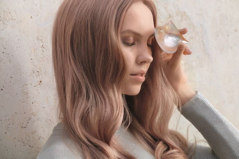 Topul produselor anti-frizz. Spune STOP umezelii! Topul produselor anti-frizz. Spune STOP umezelii!