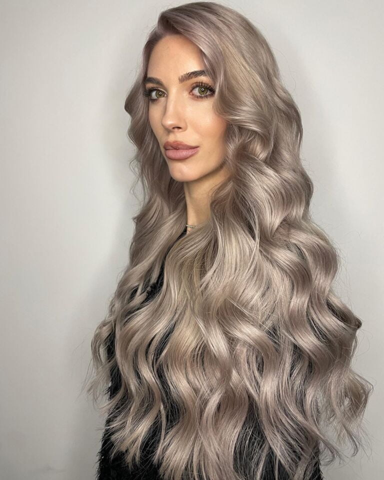 Vrei să-ți faci permanent? Află cum să-ți îngrijești corect părul după procedură!