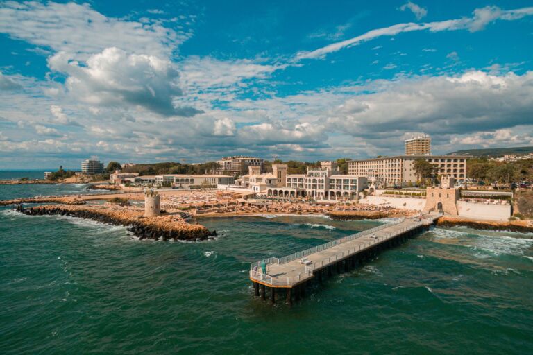 Vacanța ta Spa perfectă de Paște: Sf. Constantin și Elena Vacanța ta Spa perfectă de Paște: Sf. Constantin și Elena