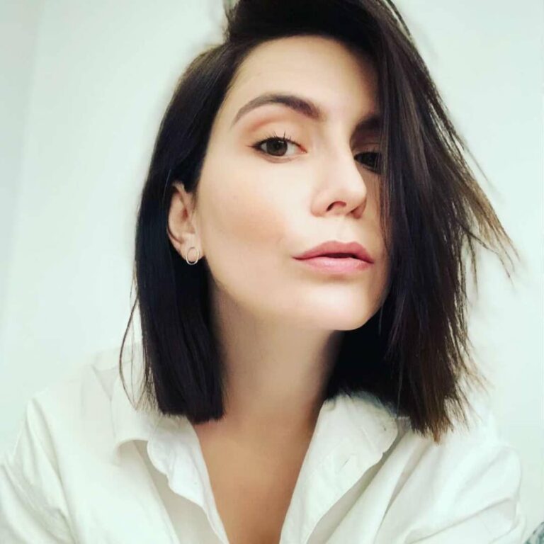 Măștile de păr, un pas esențial în rutina de îngrijire a părului!