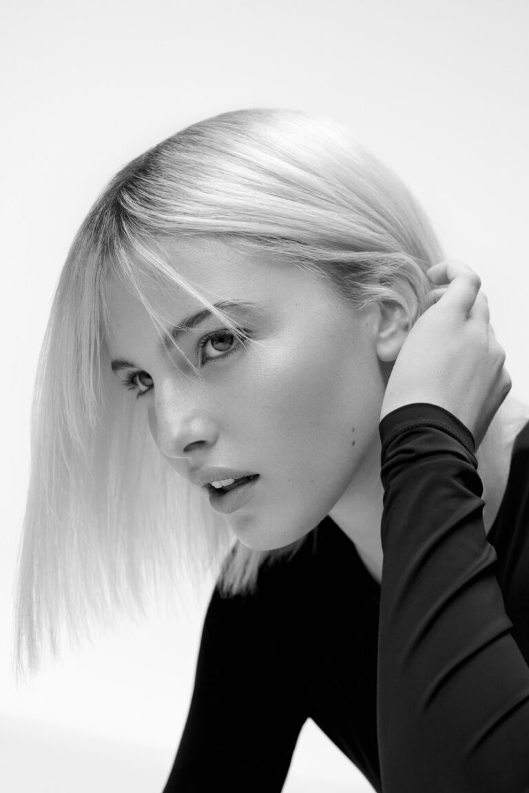 Sebastian Professional – o nouă identitatea globală Sebastian Professional – o nouă identitatea globală