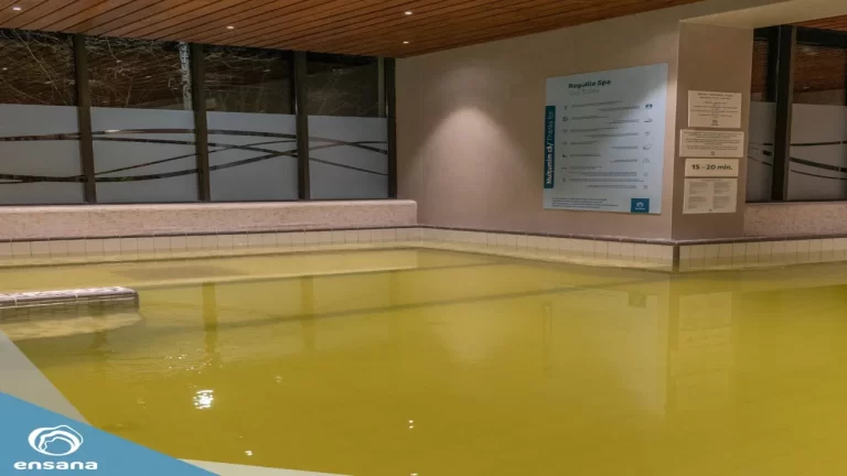 Mai puțin skincare, mai multă știință: noua abordare în tratarea acneei