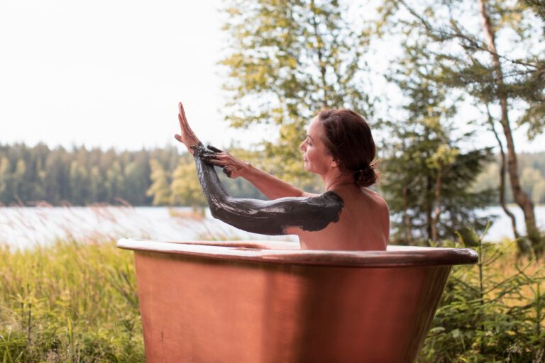 Cum pregătești corect pielea pentru primăvară?