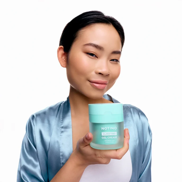 Ghidul complet de skincare cu ceramide, niacinamidă și peptide